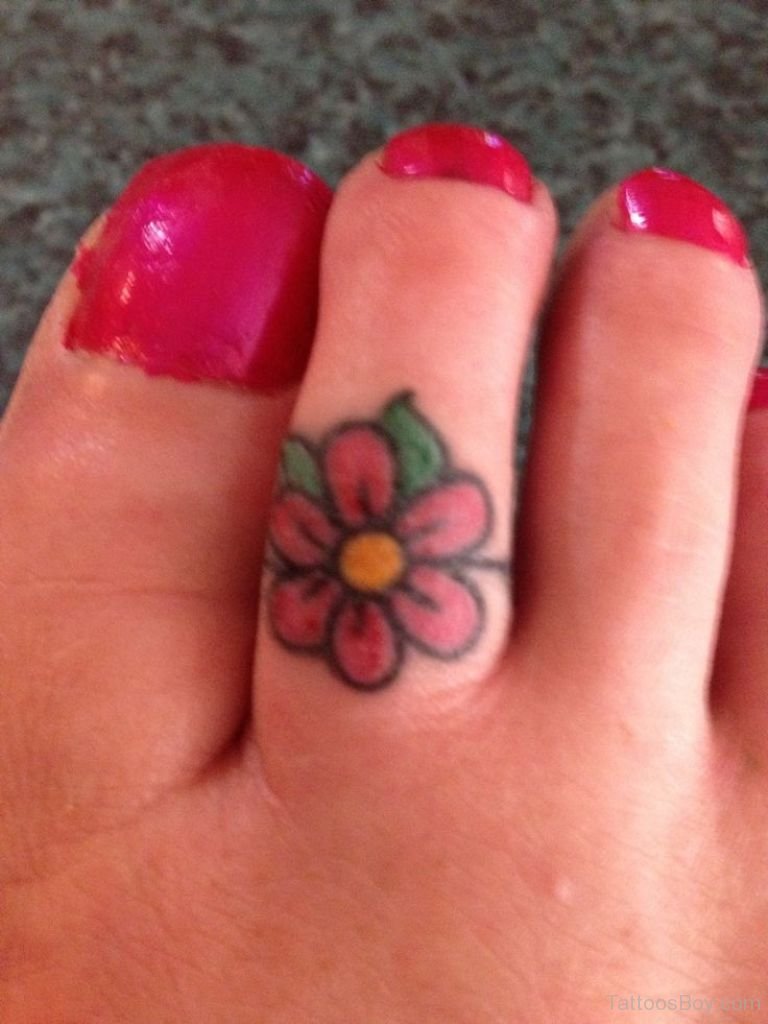 Tatoos toe ring A Complete