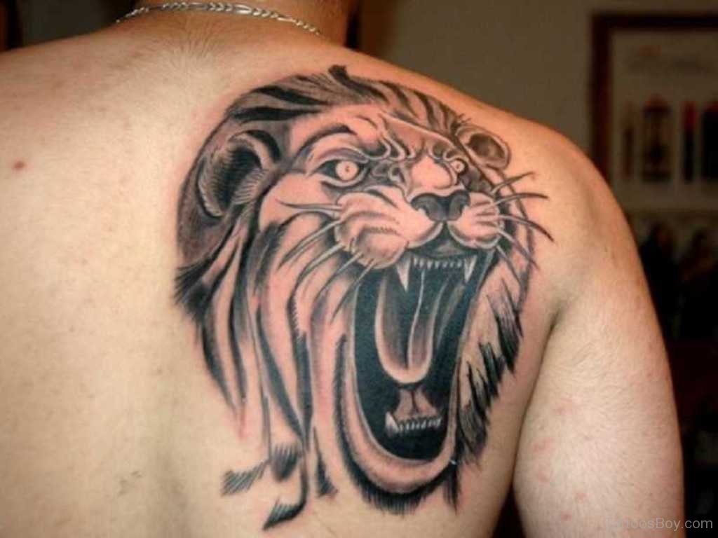 Small Hand Lion Tattoo - wide 4
