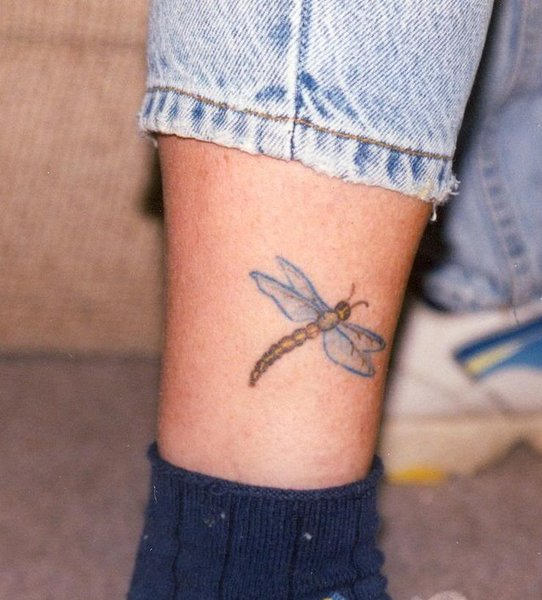 Dragonfly Tattoo On Leg