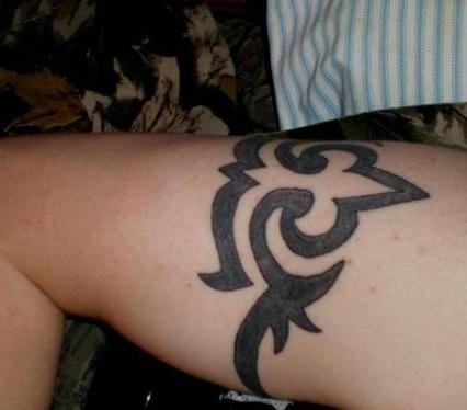 Creative Fleur de lis Tattoo