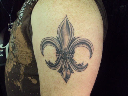 Fleur de lis Tattoo Design on Bicep