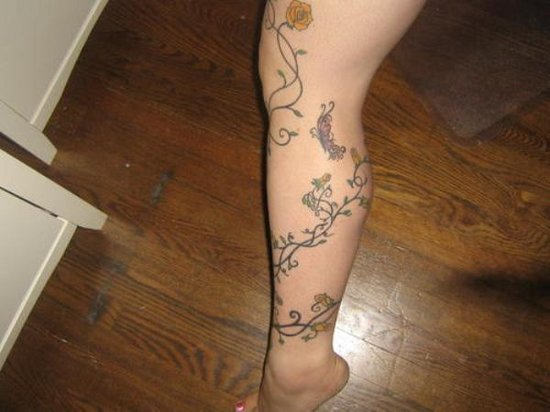 Ivy Tattoo on Leg