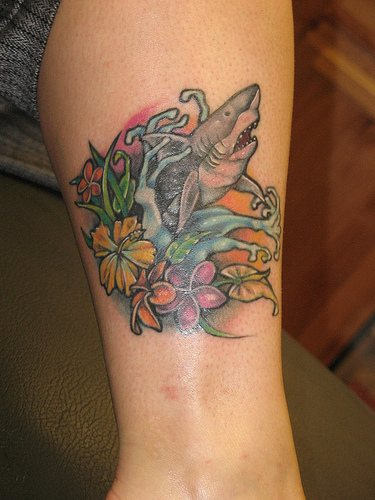 Hawaiian Shark Tattoo on Leg