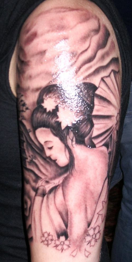 Geisha Tattoo On Shoulder