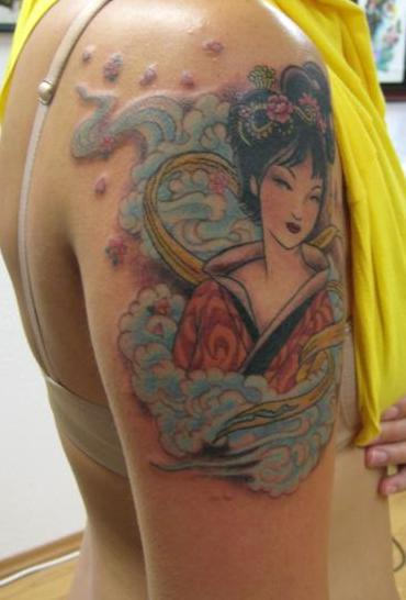 Geisha Tattoo On Shoulder