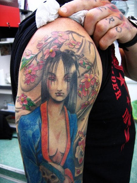 Geisha Tattoo On Shoulder