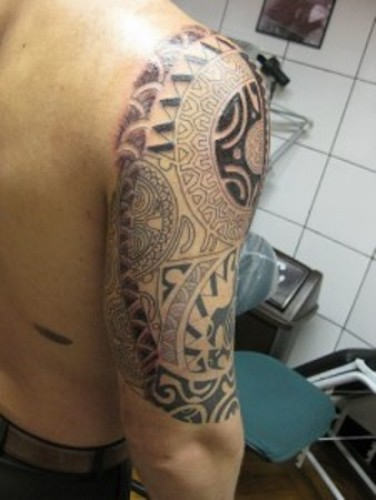 Polynesian Tattoo On Shoulder