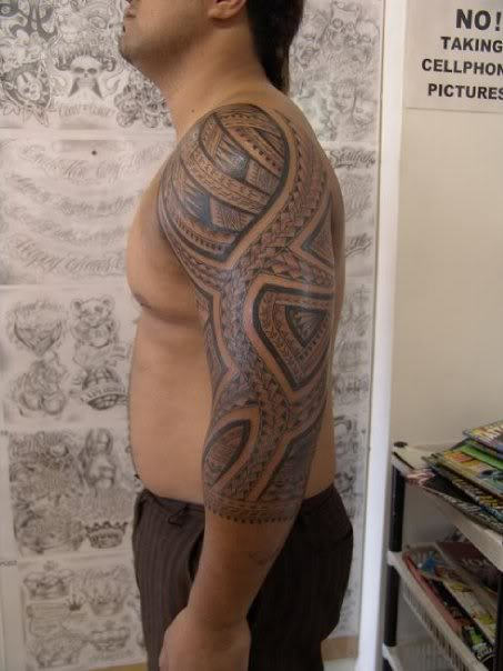 Lovely Samoan Tattoo On Shoulder