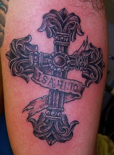 Designing Cross Tattoo