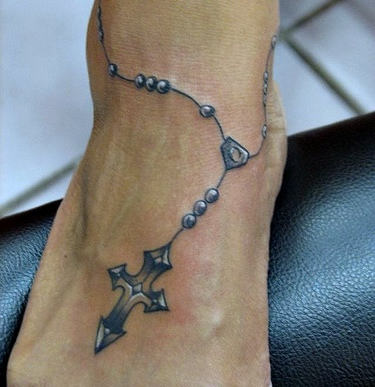 Lovable Rosary Tattoo On Foot