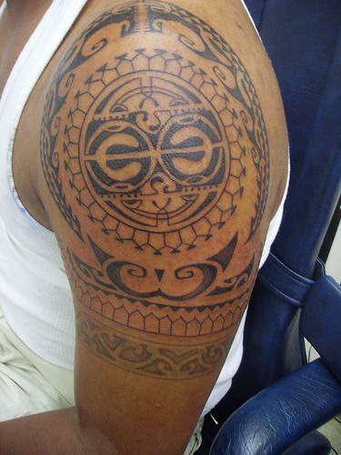 Well Designed Tattoo On Shoulder