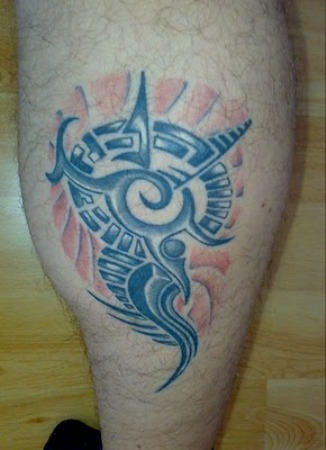 Lovely Tribal Tattoo On Leg