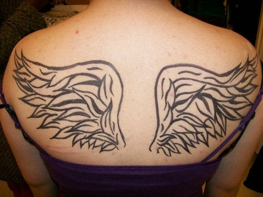 Beautiful Wing Tattoo Design