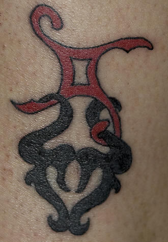 Very Creative Gemini Symbol Tattoo