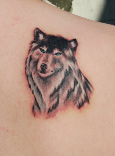 Shoulder Wolf Tattoo