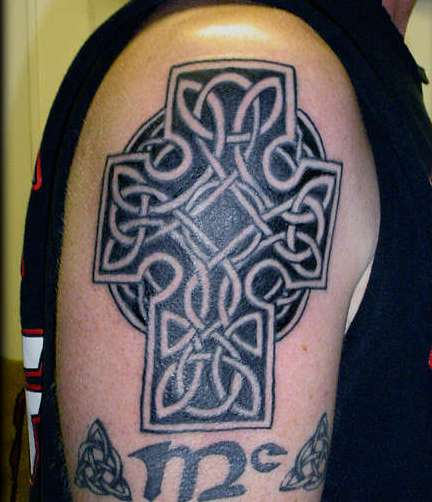 Celtic-Tattoo-on-bicep