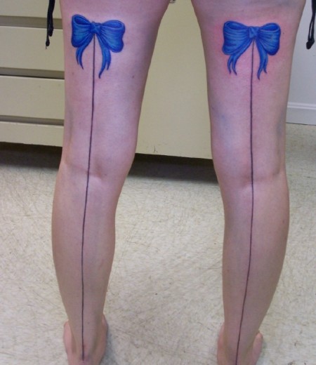 Blue Bows Tatoo On Legs