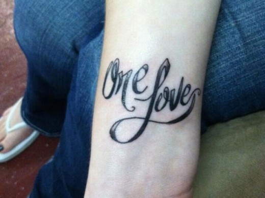 One love Tattoo