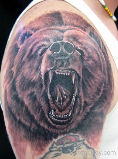 Crawling Bear Tattoo On Shoulder