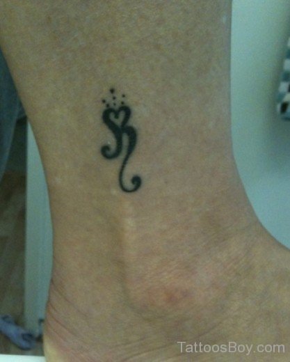 Lovely Heart Tattoo On Ankle 