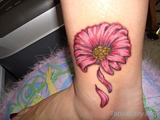 Amazing Daisy Flower Tattoo On Ankle