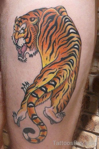 Amazing Tiger Tattoo On Leg