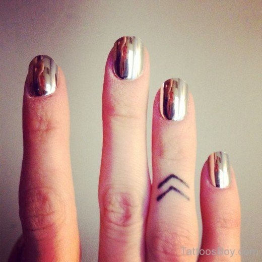 Arrows Tattoo On Finger