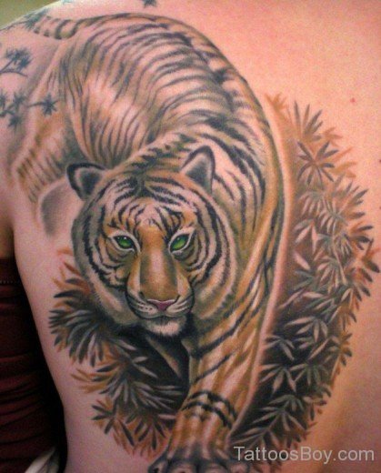 Gorgeous Tiger Tattoo On Back