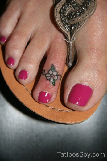 Cool Flower Tattoo On Toe