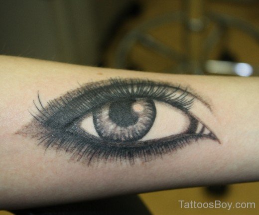 Fine Eye Tattoo Design