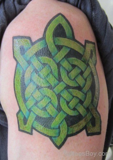 Stylish Celtic Tattoo On Shoulder