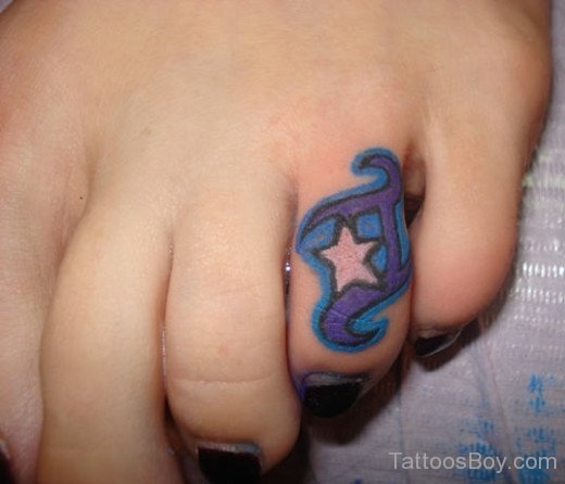 Stylish Star Tattoo On Toe