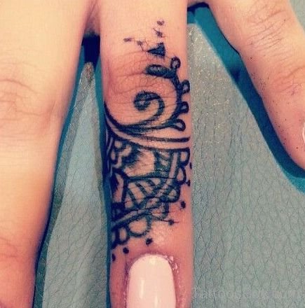 Stylish Tribal Tattoo On Finger