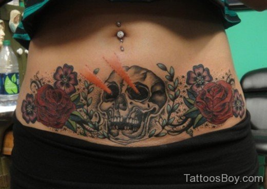 Awesome Skull Tattoo Design On Waist