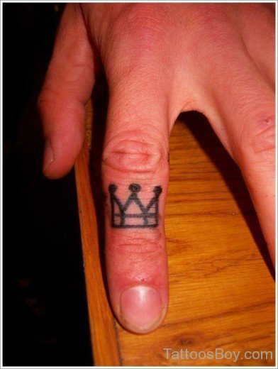 Crown Tattoo Design On Finger