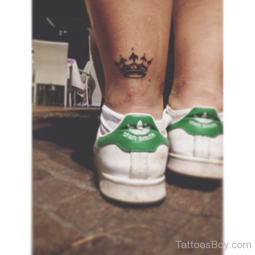 Crown Tattoo Design On Leg