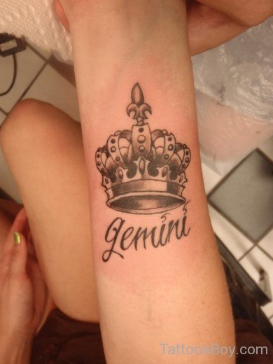 Awesome Crown Tattoo Design