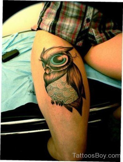 Awesome Owl Tattoo On Thigh