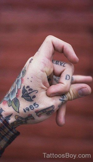 Amazing Hand Tattoo