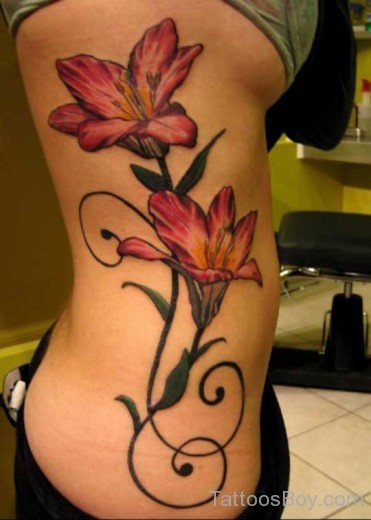 Beautiful Flower Tattoo On Rib-TD112