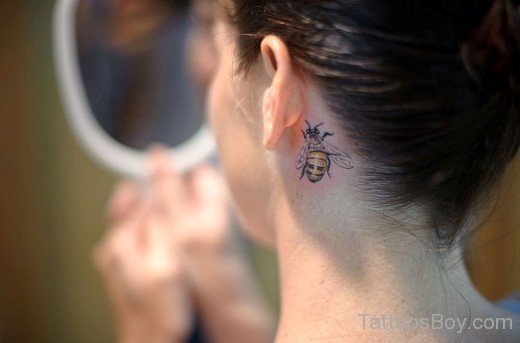 Bee Tattoo Design On Behind Ear-TD1037