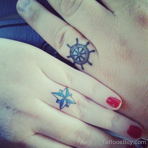 Ship Wheel Tattoo Finger-TD1163