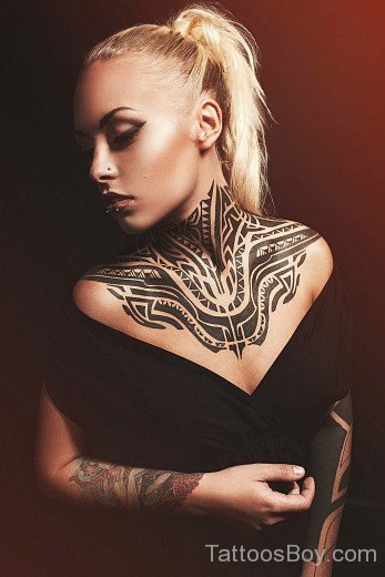 Tribal Tattoo On Neck