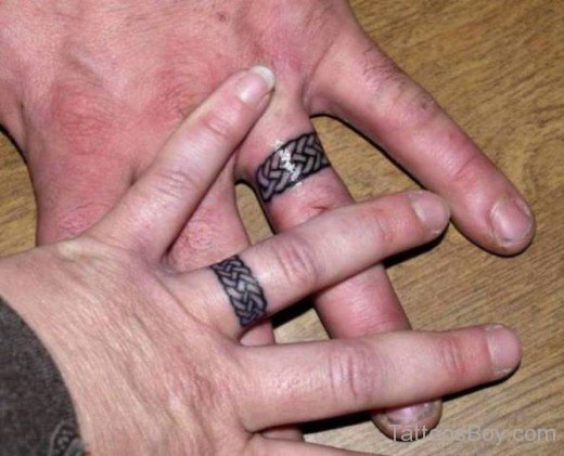 Armband Tattoo Design On Finger 
