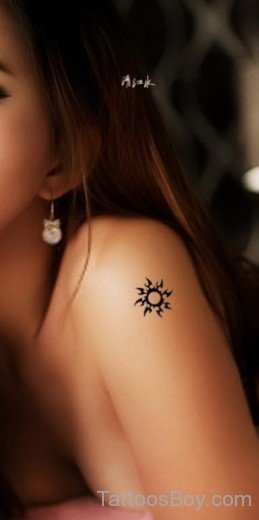 Awesome Sun Tattoo Design