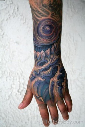 Alien Tattoo On Hand-TB121