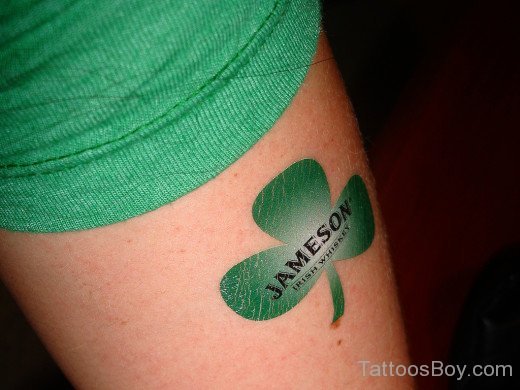 Attractive Clover Tattoo-TB12010