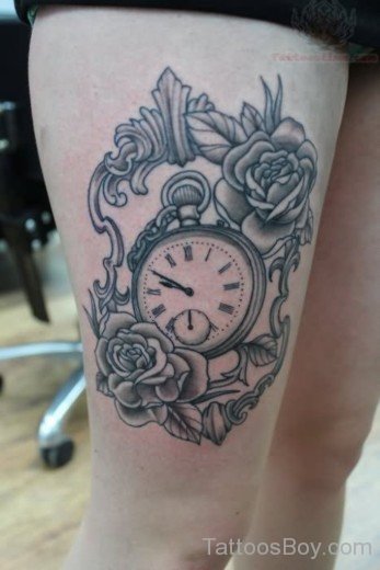 Awesome Clock Tattoo On Thigh-Tb12009