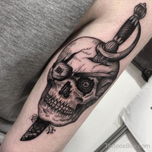 Awesome Skull And Dagger Tattoo-TB12015