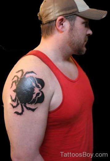 Balck Crab Tattoo On Shoulder-TB12017